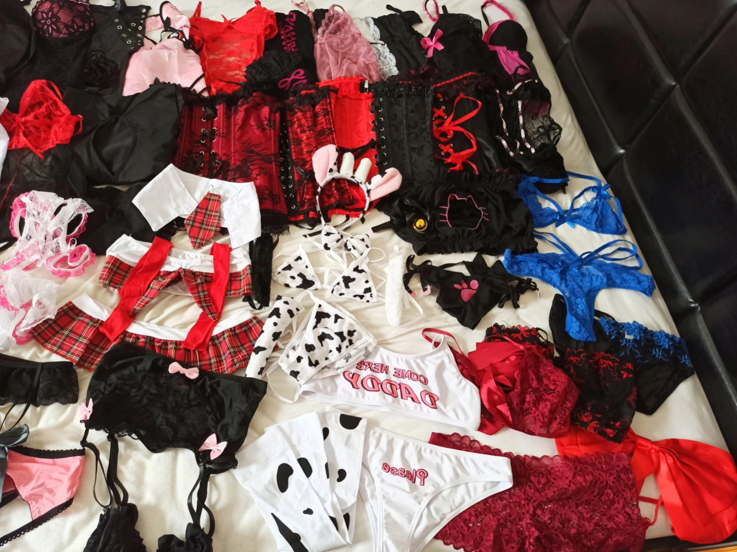 Akita - Cat Lady [ b-kitty ] Onlyfans leaked photo 15304851 on Hotleaks.tv