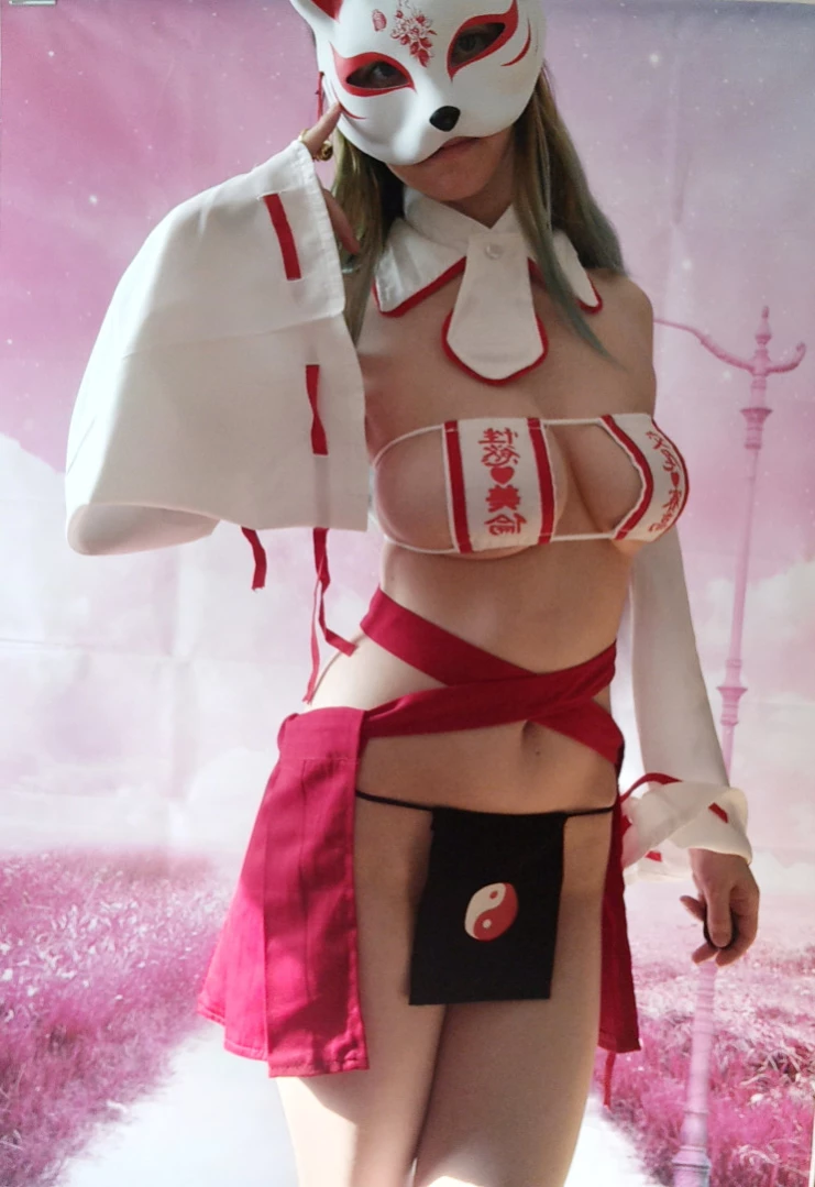 Akita - Cat Lady [ b-kitty ] Onlyfans leaked photo 15524633 on Hotleaks.tv