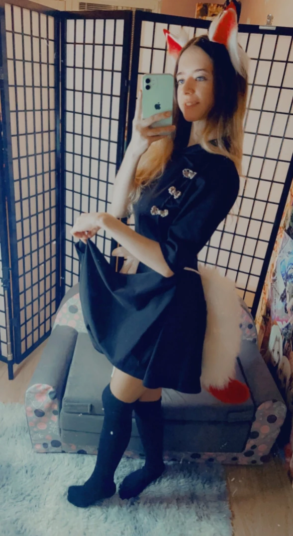 Akita - Cat Lady [ b-kitty ] Onlyfans leaked photo 15640606 on Hotleaks.tv