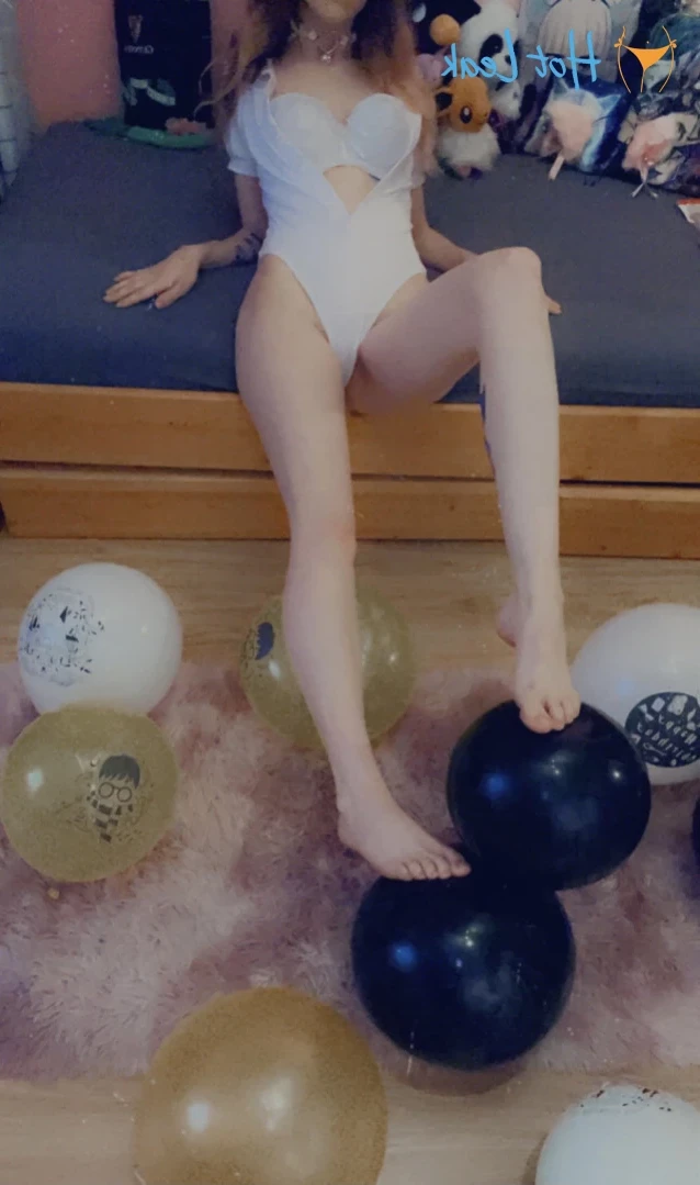 Akita - Cat Lady [ b-kitty ] Onlyfans leaked photo 16230811 on Hotleaks.tv