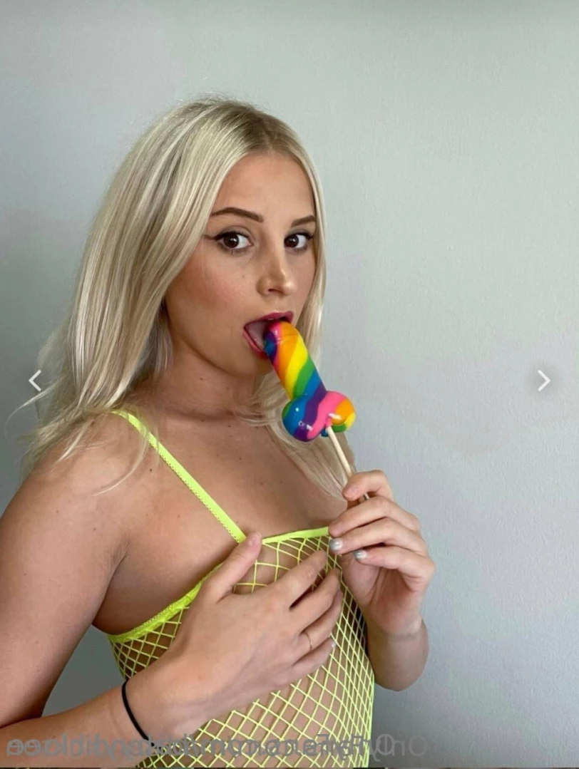 Facial Queen 👸 [ babyykhloee ] Onlyfans leaked photo 11304194 on Hotleaks.tv