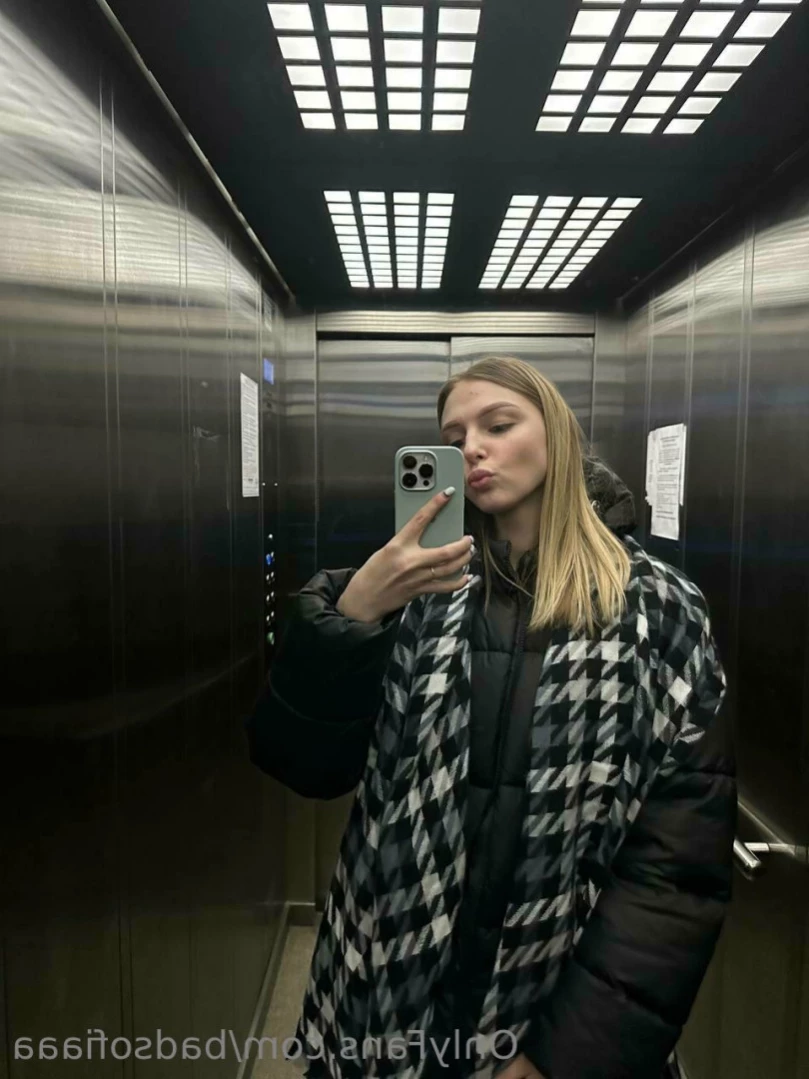 🔞 Bad Sofia 😈 𝒀𝒐𝒖𝒓 𝒈𝒊𝒓𝒍𝒇𝒓𝒊𝒆𝒏𝒅 👉👌 [ badsofiaaa ] Onlyfans leaked photo 15243390 on Hotleaks.tv