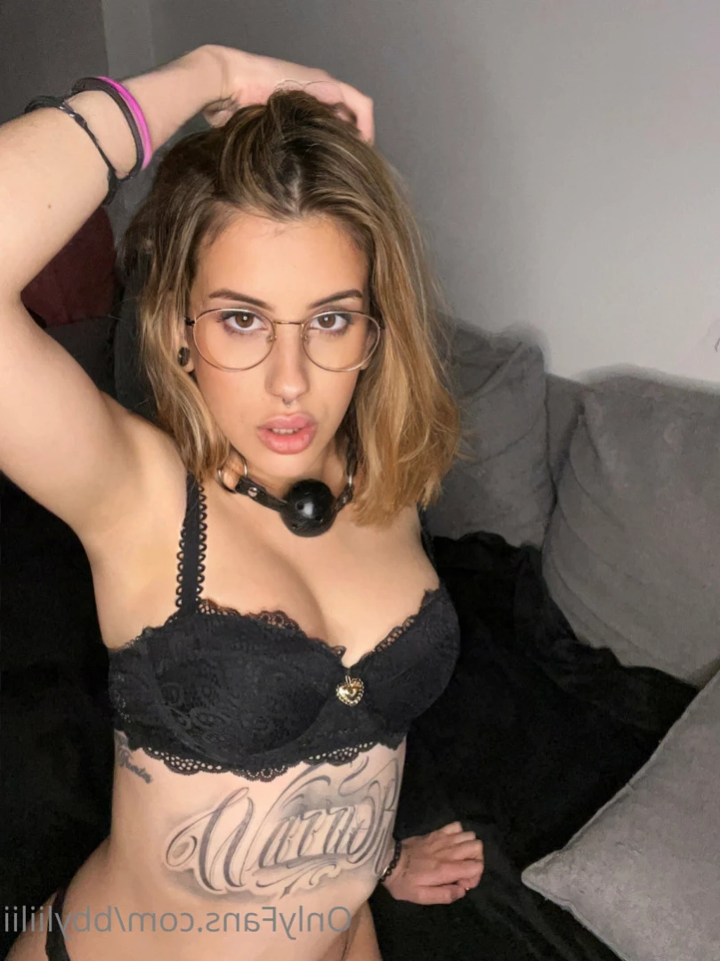 𝕋𝔼𝔼ℕ 🍭 18y.o 👑 𝕍𝕀𝔻𝔼𝕆ℂ𝔸𝕃𝕃 🚨 𝑺𝑬𝑿𝑻𝑰𝑵𝑮 ❤ [ bbyliilii ] Onlyfans leaked photo 11300562 on Hotleaks.tv