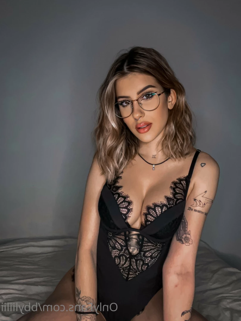 𝕋𝔼𝔼ℕ 🍭 18y.o 👑 𝕍𝕀𝔻𝔼𝕆ℂ𝔸𝕃𝕃 🚨 𝑺𝑬𝑿𝑻𝑰𝑵𝑮 ❤ [ bbyliilii ] Onlyfans leaked photo 11300572 on Hotleaks.tv