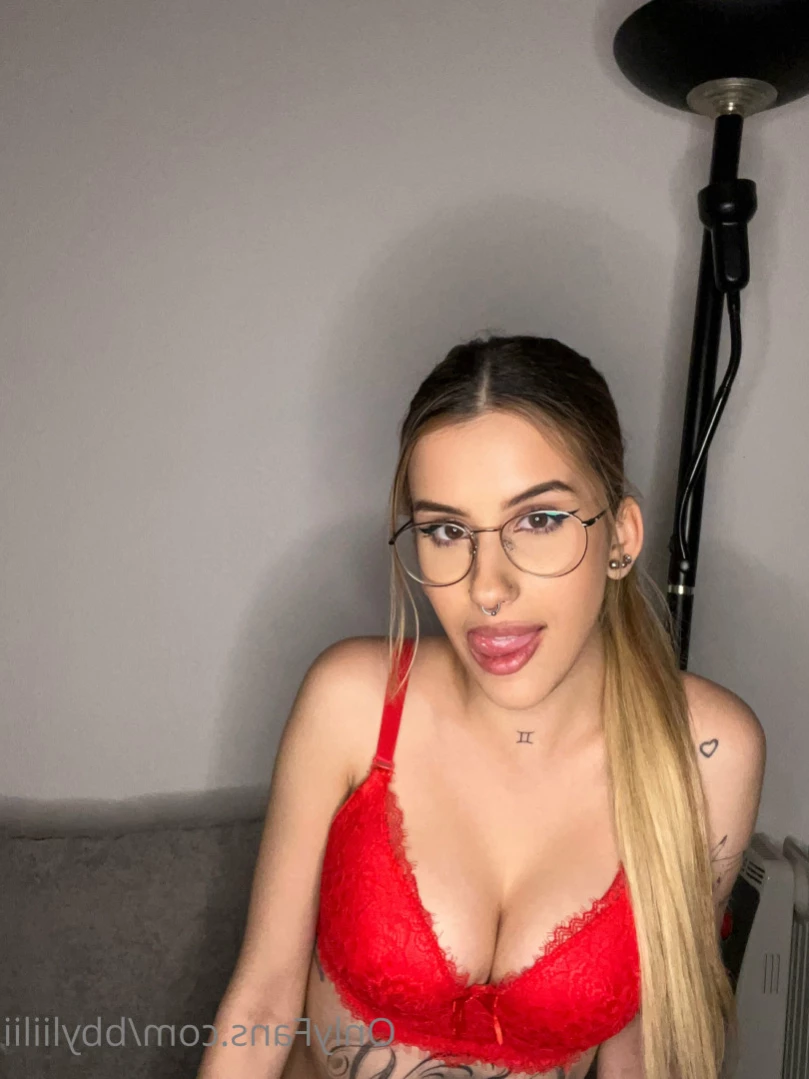 𝕋𝔼𝔼ℕ 🍭 18y.o 👑 𝕍𝕀𝔻𝔼𝕆ℂ𝔸𝕃𝕃 🚨 𝑺𝑬𝑿𝑻𝑰𝑵𝑮 ❤ [ bbyliilii ] Onlyfans leaked photo 11301529 on Hotleaks.tv
