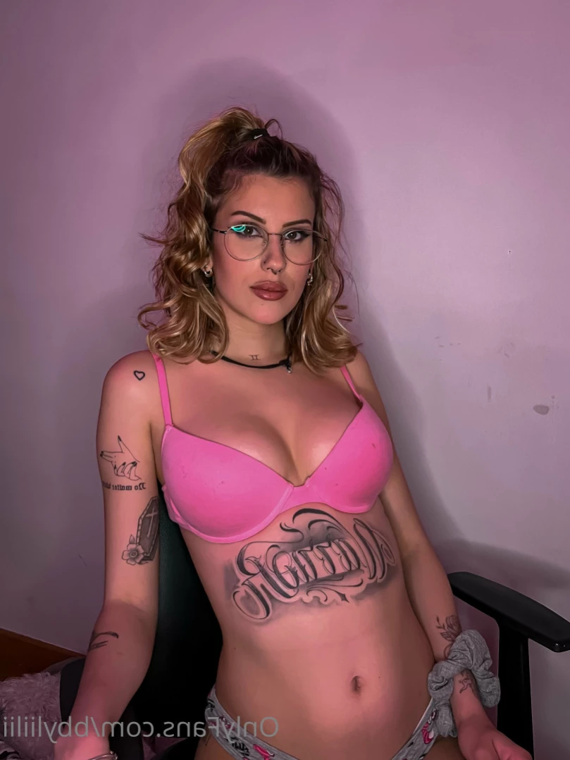 𝕋𝔼𝔼ℕ 🍭 18y.o 👑 𝕍𝕀𝔻𝔼𝕆ℂ𝔸𝕃𝕃 🚨 𝑺𝑬𝑿𝑻𝑰𝑵𝑮 ❤ [ bbyliilii ] Onlyfans leaked photo 11946722 on Hotleaks.tv