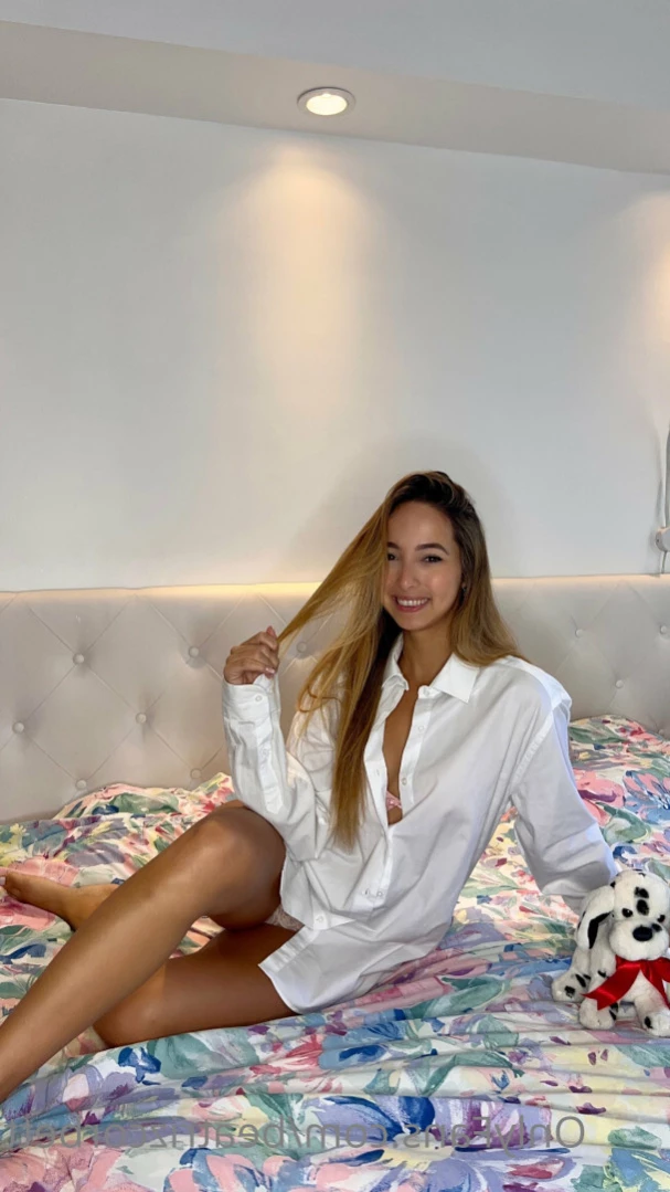 Beatriz [ beatrizcorbett ] Onlyfans leaked photo 11298833 on Hotleaks.tv