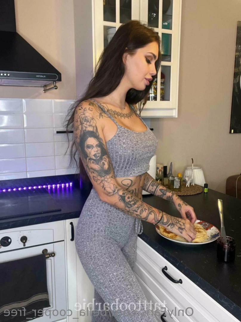 Bella Cooper [ bella_cooper_free ] Onlyfans leaked photo 12706061 on Hotleaks.tv