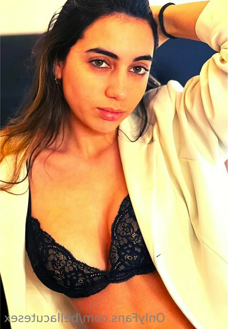 Bella CuteTeen 🧡 Barely Legal 18 y.O 🔞 [ bellacutesex ] Onlyfans leaked photo 13928742 on Hotleaks.tv