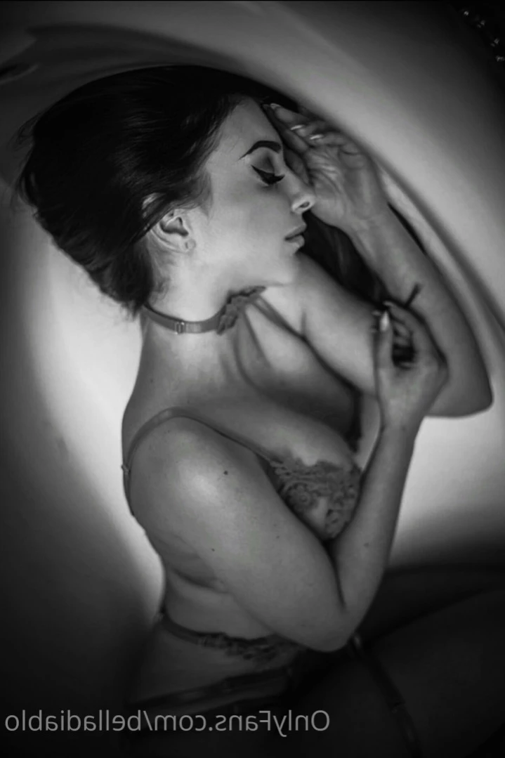 Bella Diablo 😇😈 [ belladiablo ] Onlyfans leaked photo 11297391 on Hotleaks.tv
