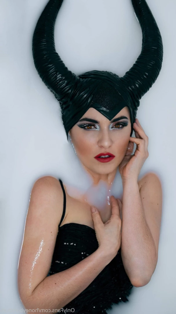Bella Diablo 😇😈 [ belladiablo ] Onlyfans leaked photo 11298239 on Hotleaks.tv