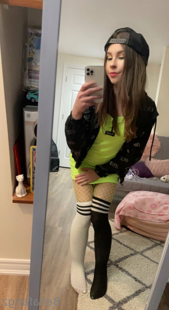 bellafangz Onlyfans leaked photo 11297305 on Hotleaks.tv