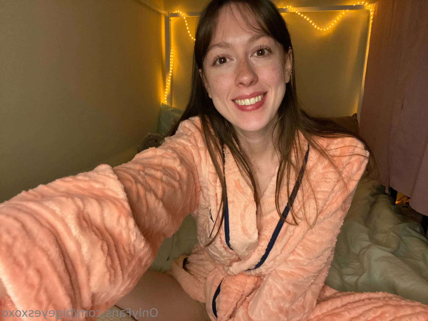 bigeyesxo ✨bush babe✨ [ bigeyesxoxo ] Onlyfans leaked photo 14954555 on Hotleaks.tv