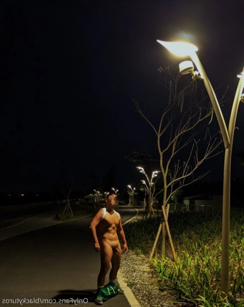KuroLee （李小黑） [ blackyturos ] Onlyfans leaked photo 13274070 on Hotleaks.tv