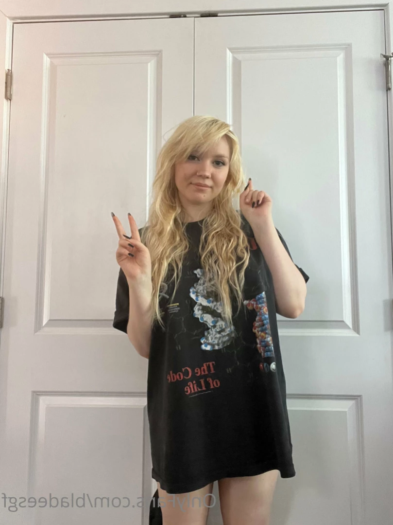 Eva &lt;333 petit $ curvy meme admin [ bladeesgf ] Onlyfans leaked photo 11036544 on Hotleaks.tv