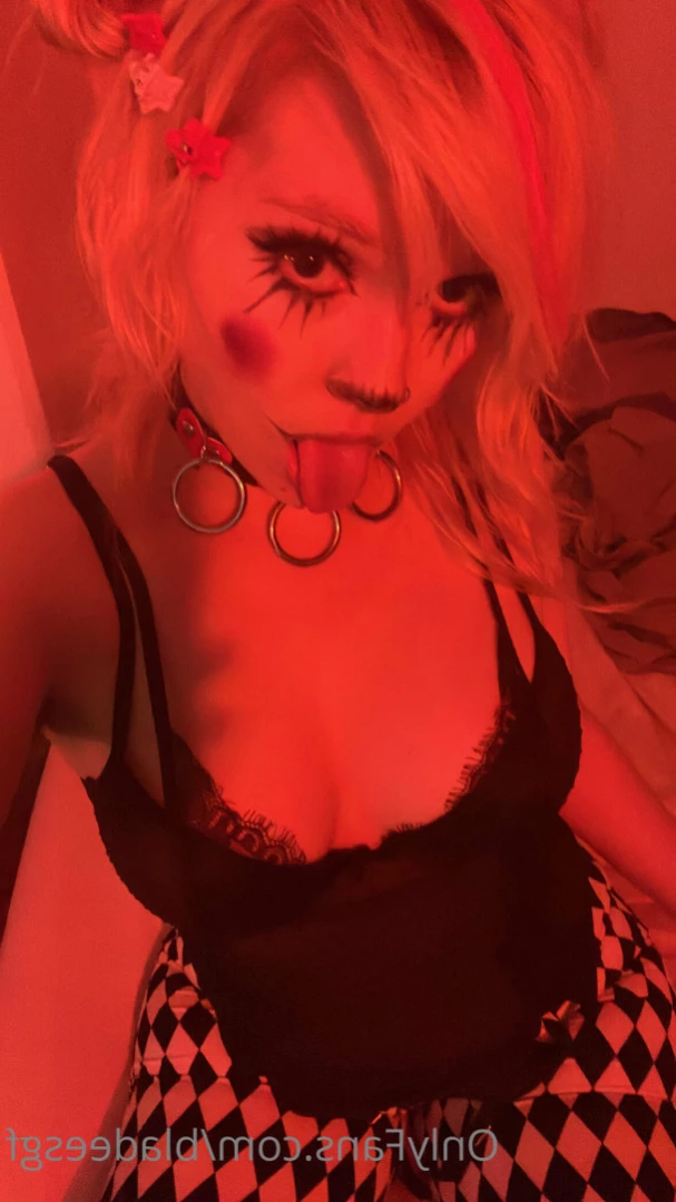 Eva &lt;333 petit $ curvy meme admin [ bladeesgf ] Onlyfans leaked photo 11305264 on Hotleaks.tv