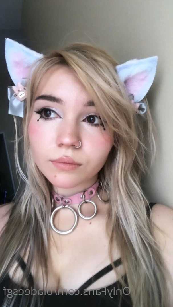 Eva &lt;333 petit $ curvy meme admin [ bladeesgf ] Onlyfans leaked photo 11305281 on Hotleaks.tv