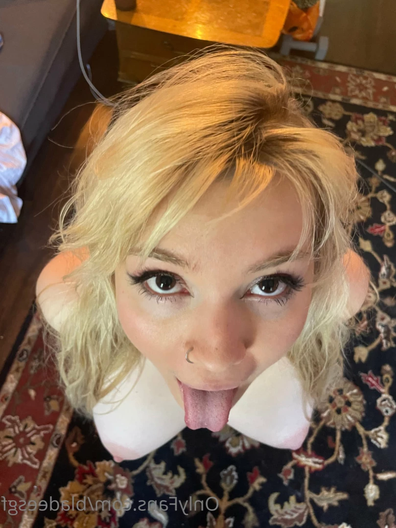 Eva &lt;333 petit $ curvy meme admin [ bladeesgf ] Onlyfans leaked photo 14405012 on Hotleaks.tv