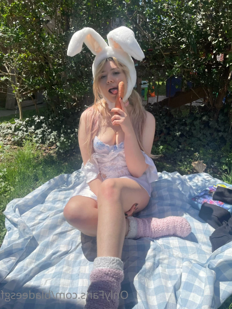 Eva &lt;333 petit $ curvy meme admin [ bladeesgf ] Onlyfans leaked photo 15237577 on Hotleaks.tv