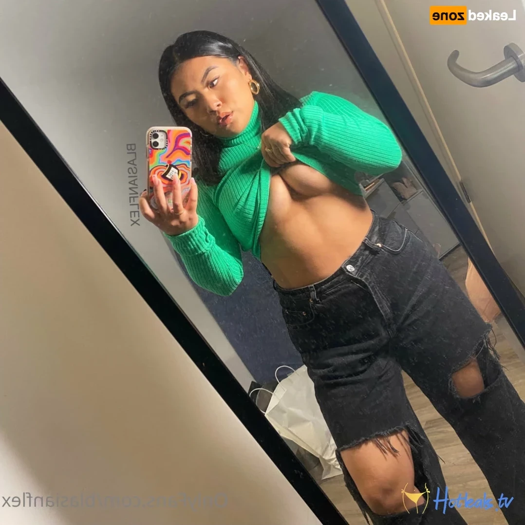 𝗡𝗜𝗡𝗔 𝗟𝗘𝗘 🍑 [ onlyninalee ] Onlyfans leaked photo 15558705 on Hotleaks.tv