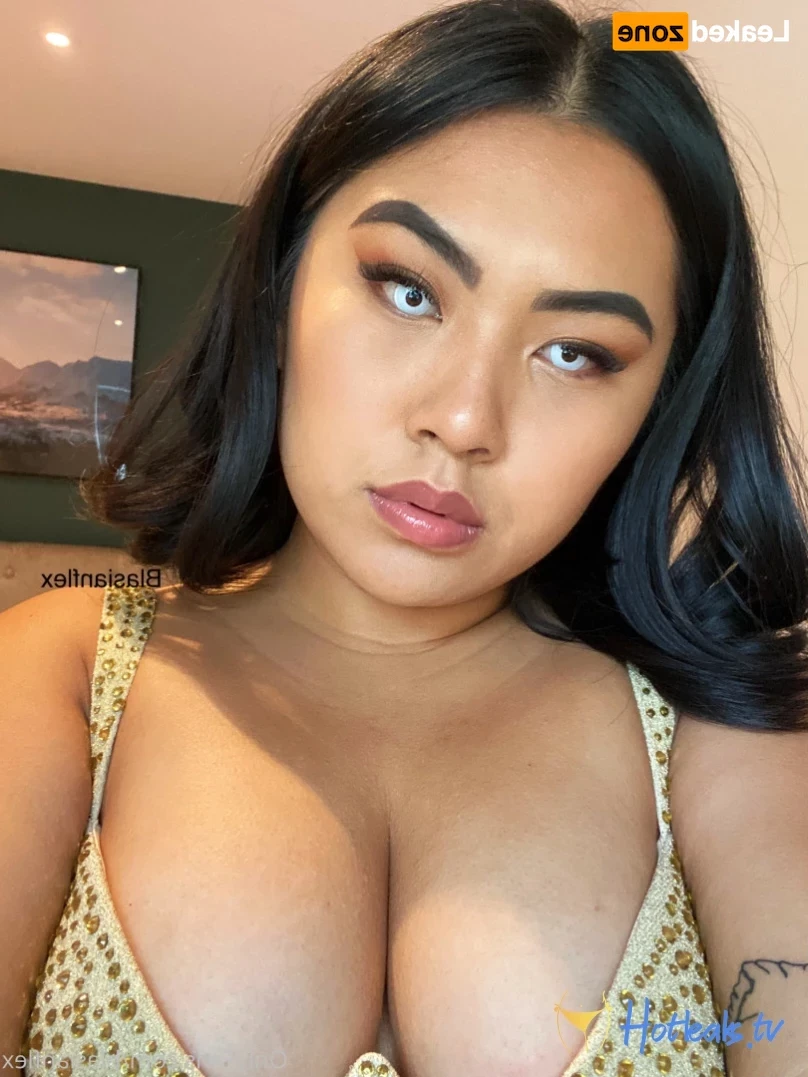 𝗡𝗜𝗡𝗔 𝗟𝗘𝗘 🍑 [ onlyninalee ] Onlyfans leaked photo 15581765 on Hotleaks.tv