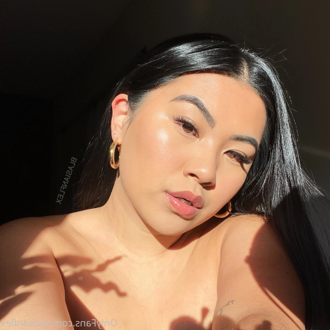 𝗡𝗜𝗡𝗔 𝗟𝗘𝗘 🍑 [ onlyninalee ] Onlyfans leaked photo 15777937 on Hotleaks.tv