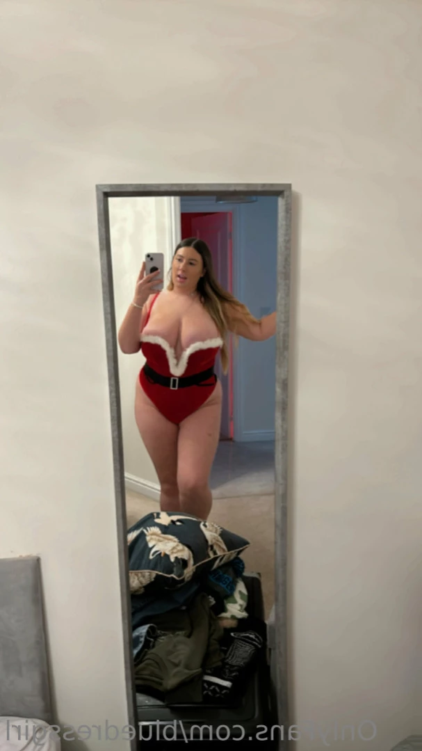 The Blue Dress Girl [ bluedressgirl ] Onlyfans leaked photo 12592267 on Hotleaks.tv