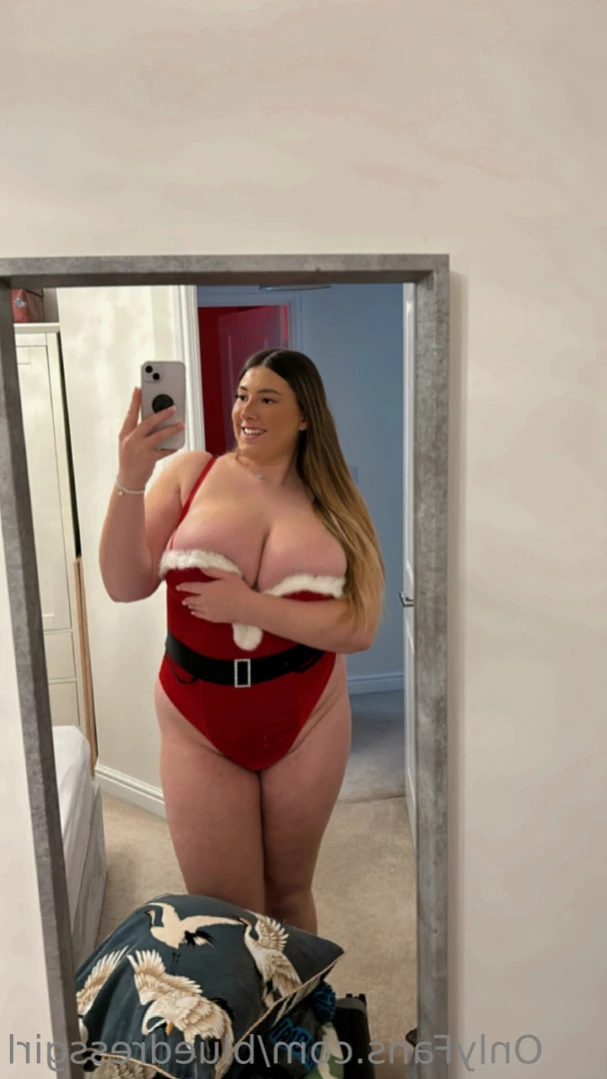 The Blue Dress Girl [ bluedressgirl ] Onlyfans leaked photo 13926110 on Hotleaks.tv