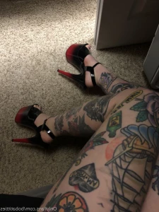 16093946