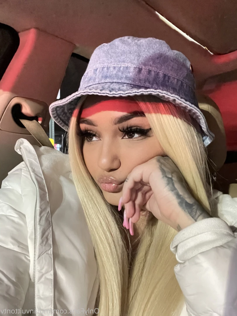 The girl next door 💦🔭🙈 [ mulanvuittontv ] Onlyfans leaked photo 6373184 on Hotleaks.tv