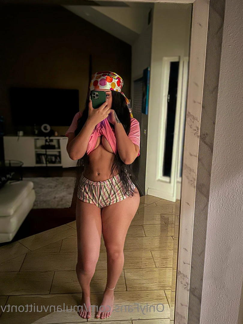 The girl next door 💦🔭🙈 [ mulanvuittontv ] Onlyfans leaked photo 6373719 on Hotleaks.tv