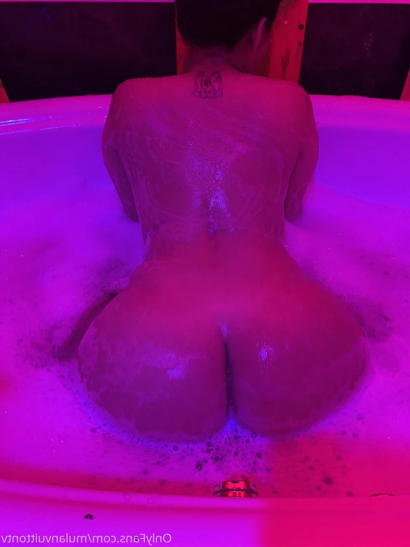 The girl next door 💦🔭🙈 [ mulanvuittontv ] Onlyfans leaked photo 6375596 on Hotleaks.tv