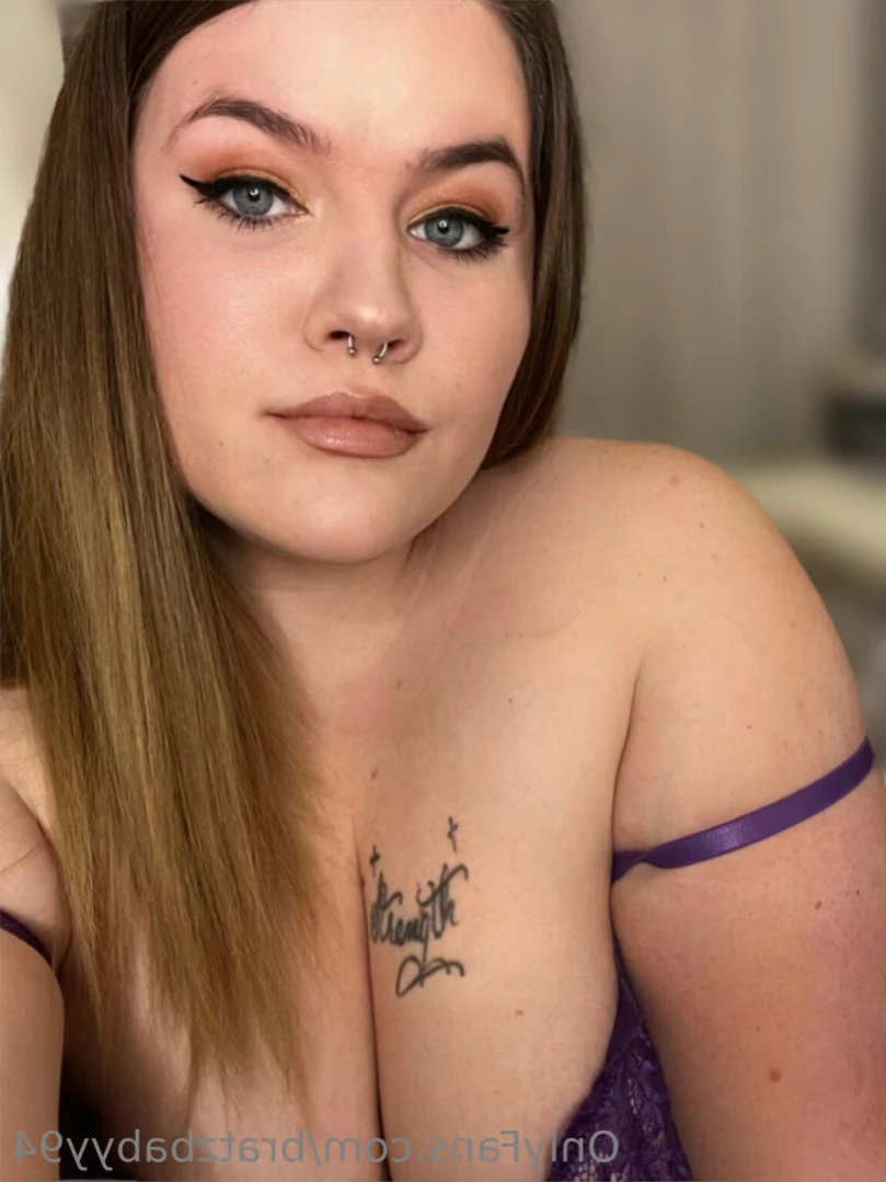 Ashley [ bratzbabyy94 ] Onlyfans leaked photo 14229572 on Hotleaks.tv