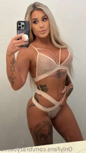 BrazyBecca