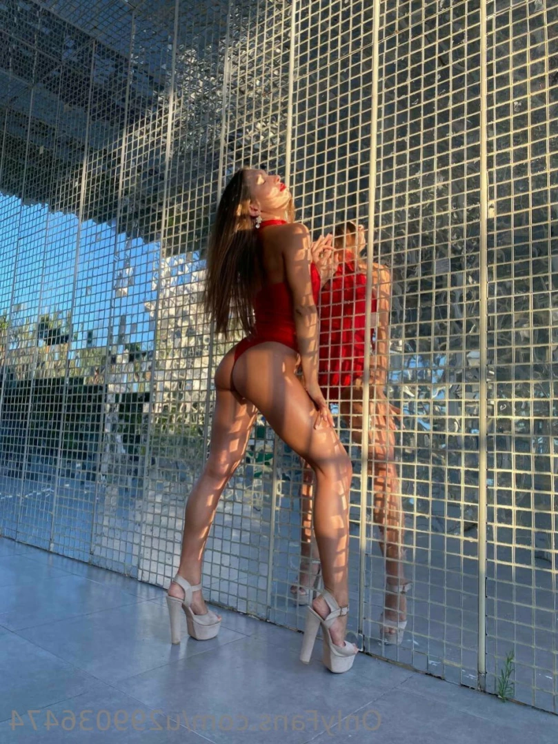 Brianna Splits [ brianna_splits ] Onlyfans leaked photo 11295369 on Hotleaks.tv