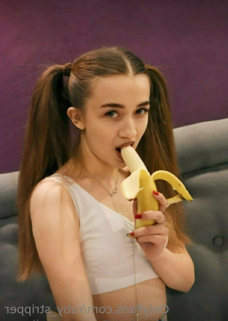 Brianna Splits [ brianna_splits ] Onlyfans leaked photo 15351476 on Hotleaks.tv