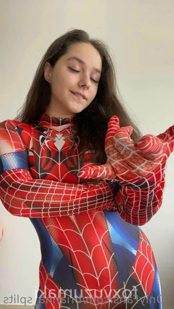Brianna Splits [ brianna_splits ] Onlyfans leaked photo 15454037 on Hotleaks.tv