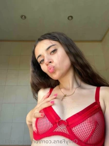 15916184