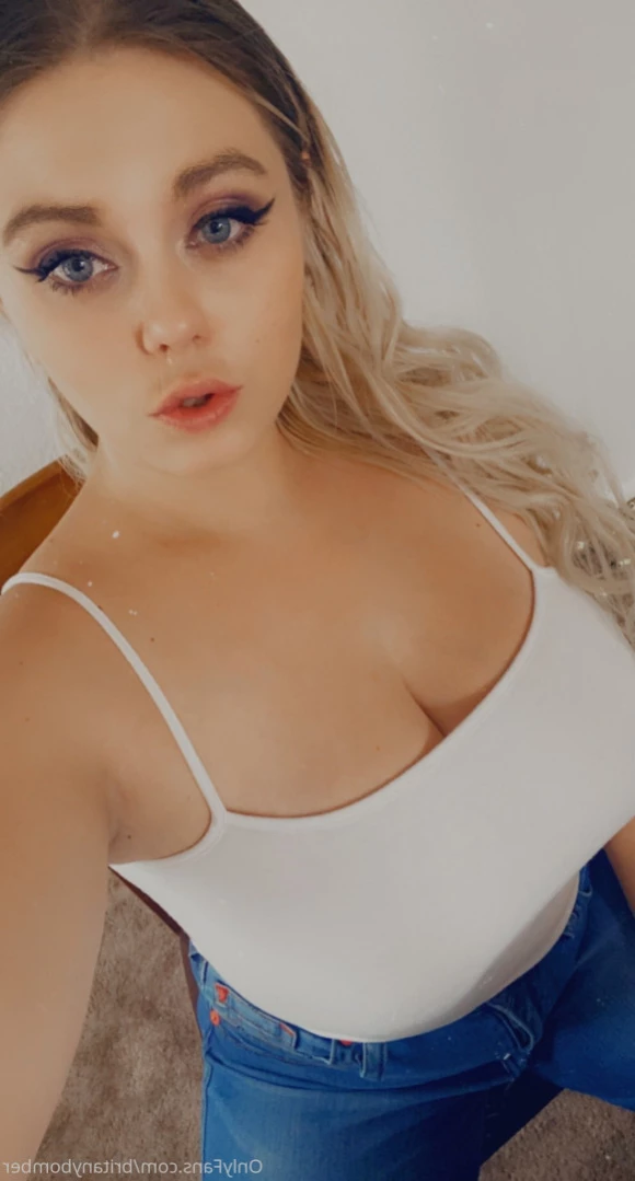 britanybomber Onlyfans leaked photo 12708174 on Hotleaks.tv
