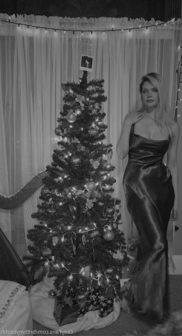 Britt 🐝🍯🥂 [ brittvnybitchh ] Onlyfans leaked photo 14587143 on Hotleaks.tv