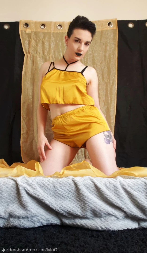 brujajasuicide Onlyfans leaked photo 12463550 on Hotleaks.tv