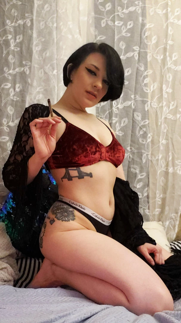brujajasuicide Onlyfans leaked photo 12724407 on Hotleaks.tv