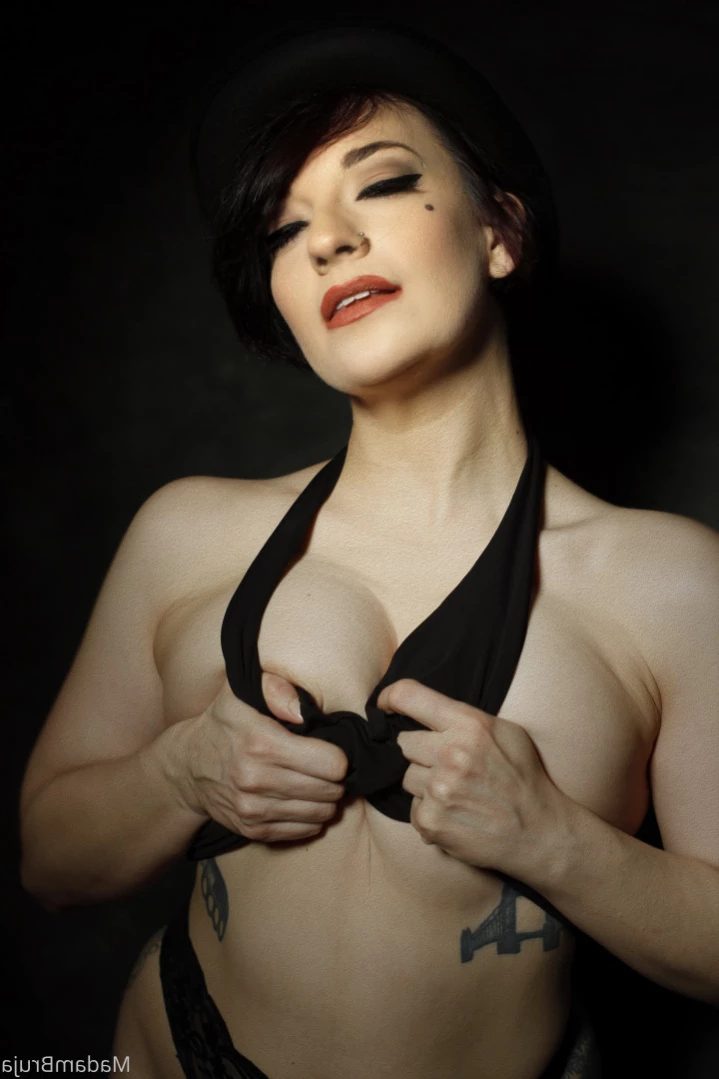 brujajasuicide Onlyfans leaked photo 14315857 on Hotleaks.tv