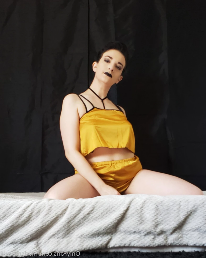 brujajasuicide Onlyfans leaked photo 15687493 on Hotleaks.tv