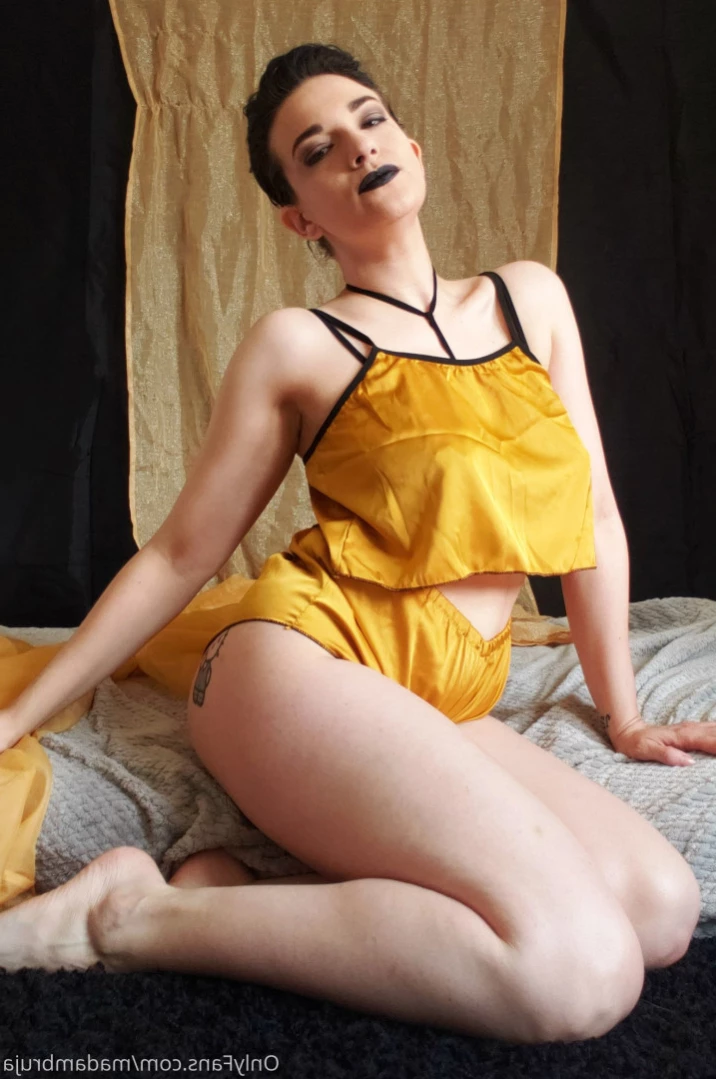 brujajasuicide Onlyfans leaked photo 15746879 on Hotleaks.tv