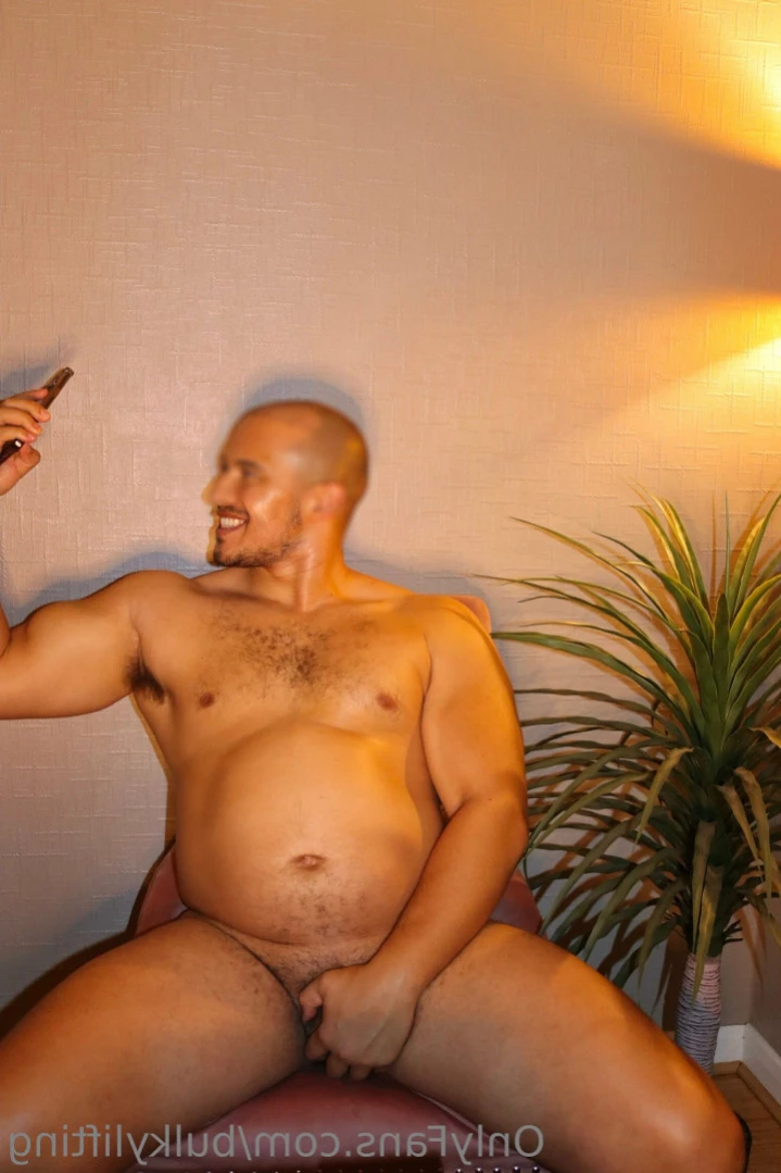 bulkylifting Onlyfans leaked photo 12154675 on Hotleaks.tv