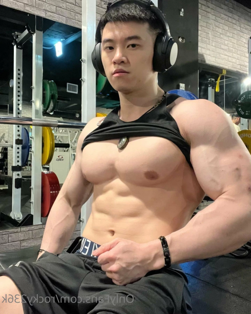 蠻牛 [ bullye ] Onlyfans leaked photo 12150143 on Hotleaks.tv