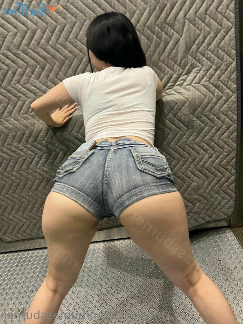 yours [ bumassburner ] Onlyfans leaked photo 18599139 on Hotleaks.tv