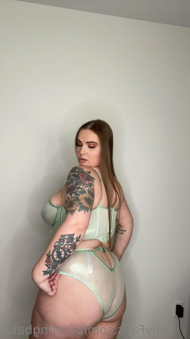 burstingbabe Onlyfans leaked photo 13570219 on Hotleaks.tv