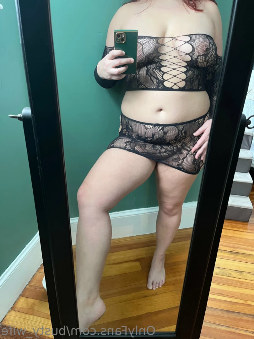 Busty Wife [ busty_wife ] Onlyfans leaked photo 16060704 on Hotleaks.tv